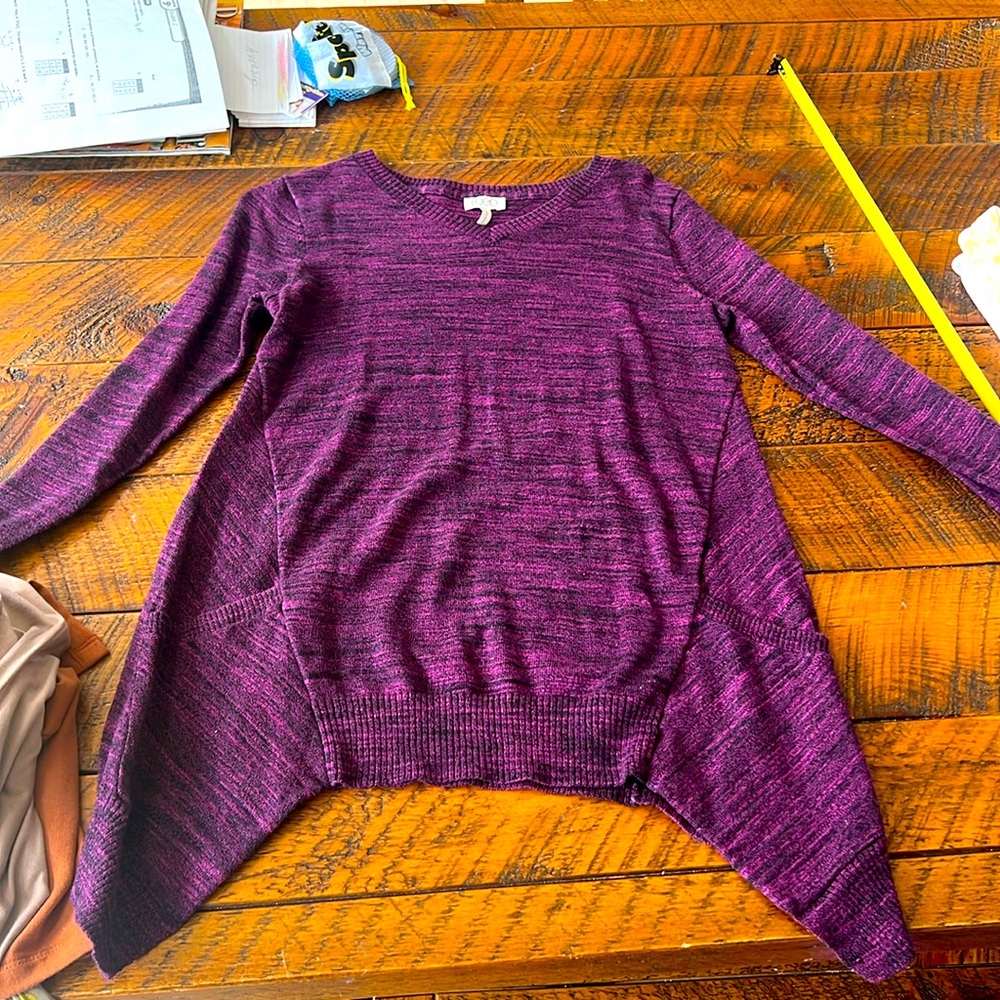 LOGO asymmetrical sweater